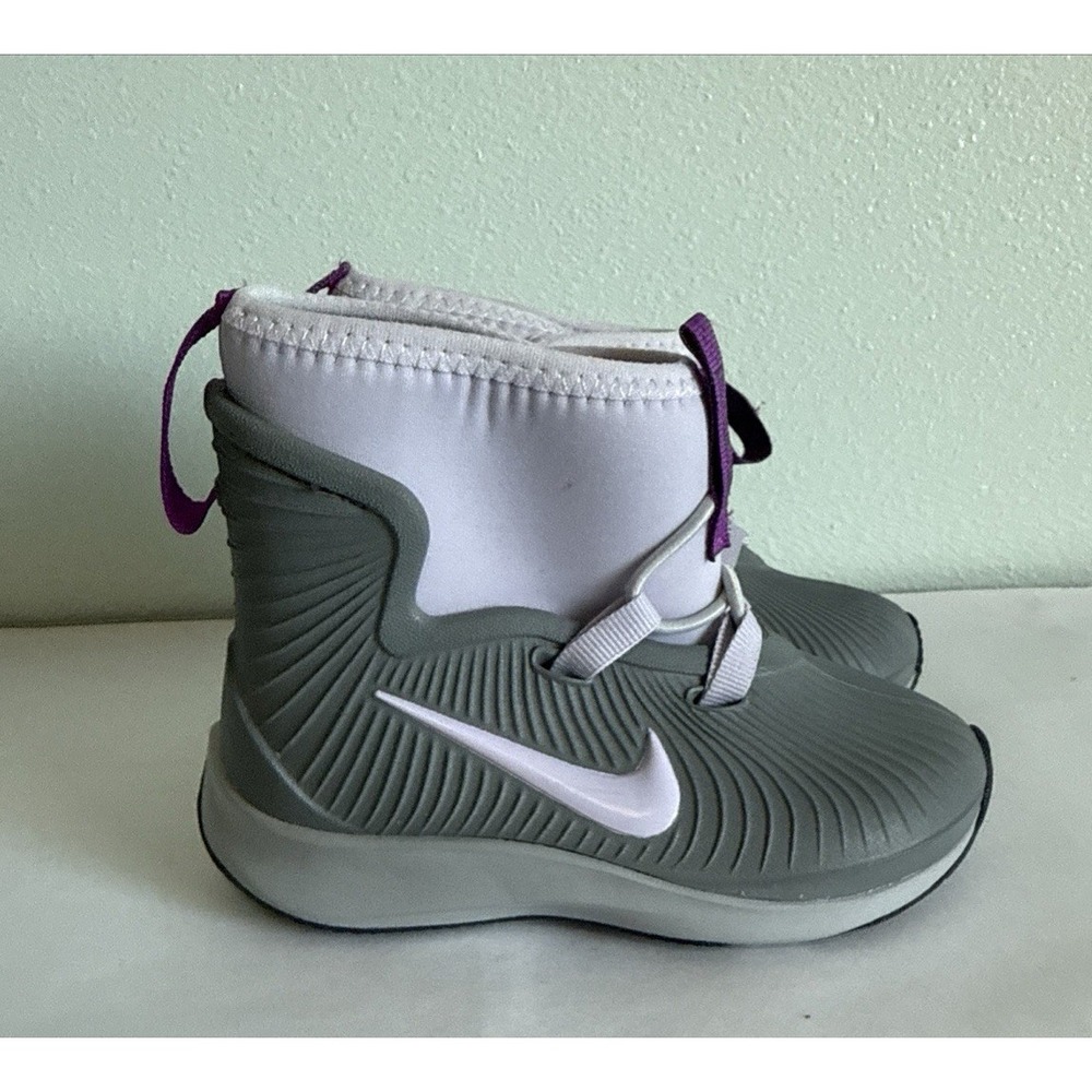 Nike Toddler Size 7C BINZIE Boot Rain Snow Boots Waterproof Grey Purple NEW